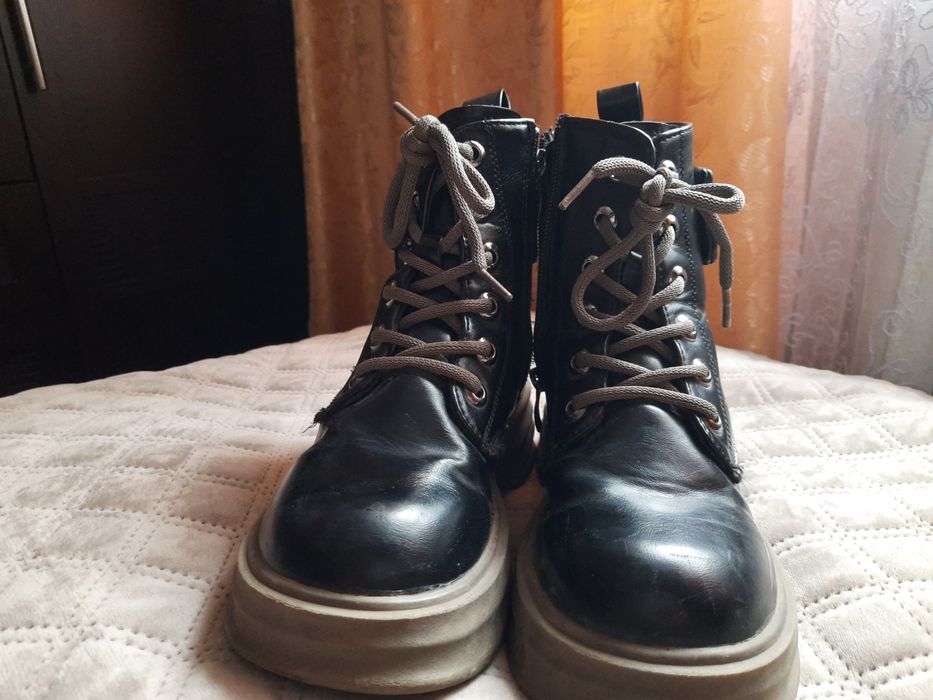 Черевики зимові 34 розміру