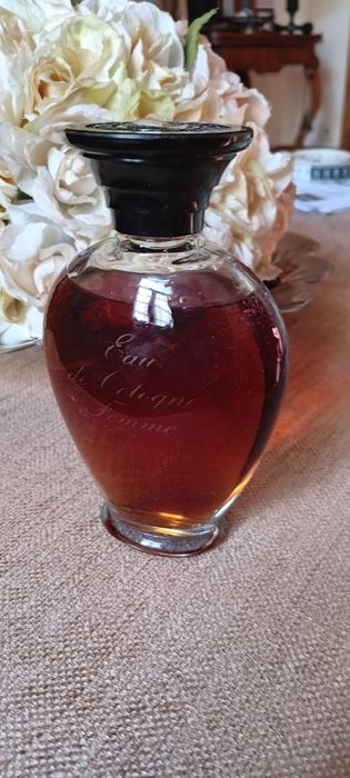 Perfume " Eau de Rochas " antigo