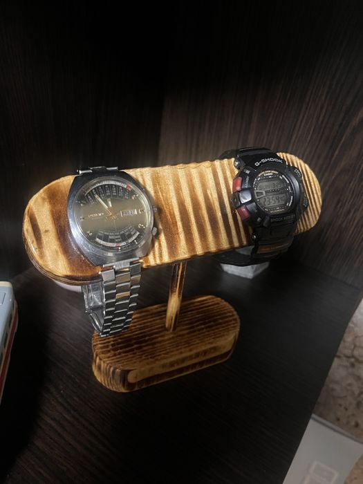 Підставка для  наручних годинників