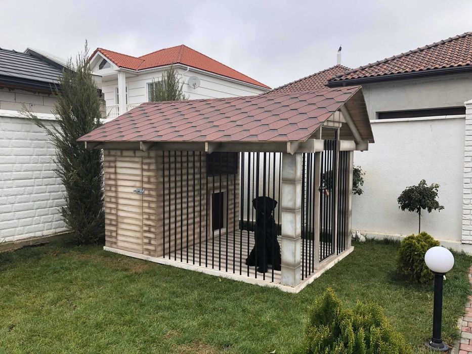 Будки для собак, собачьи вольеры