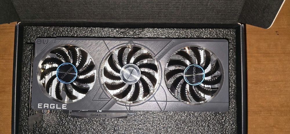 Geforce  RTX 4060 8Gb