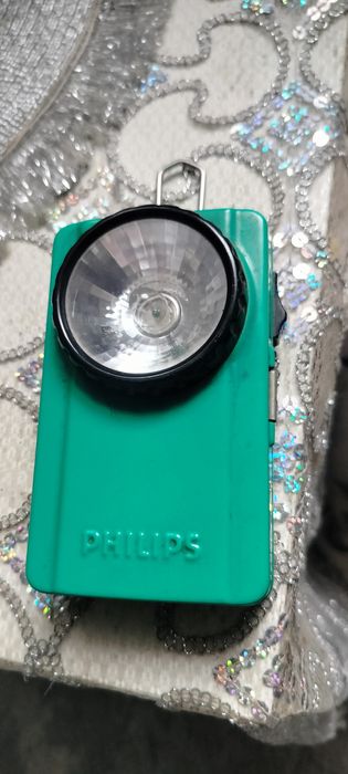 Kieszonkowa latarka marki Philips PRL