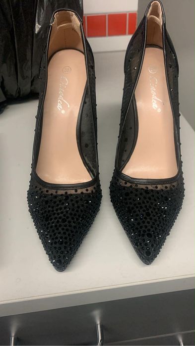 Buty na obcasie rozm 38