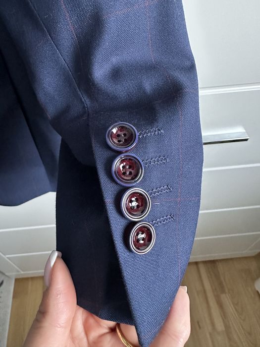 Granatowy gatnitur meski Guittard