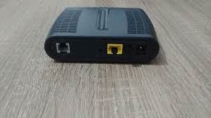Modem/Router Thomson ST516v6 ADSL