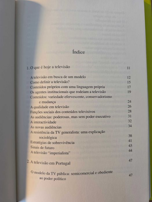Livro "A Televisão e o Serviço Público" de Eduardo Cintra Torres