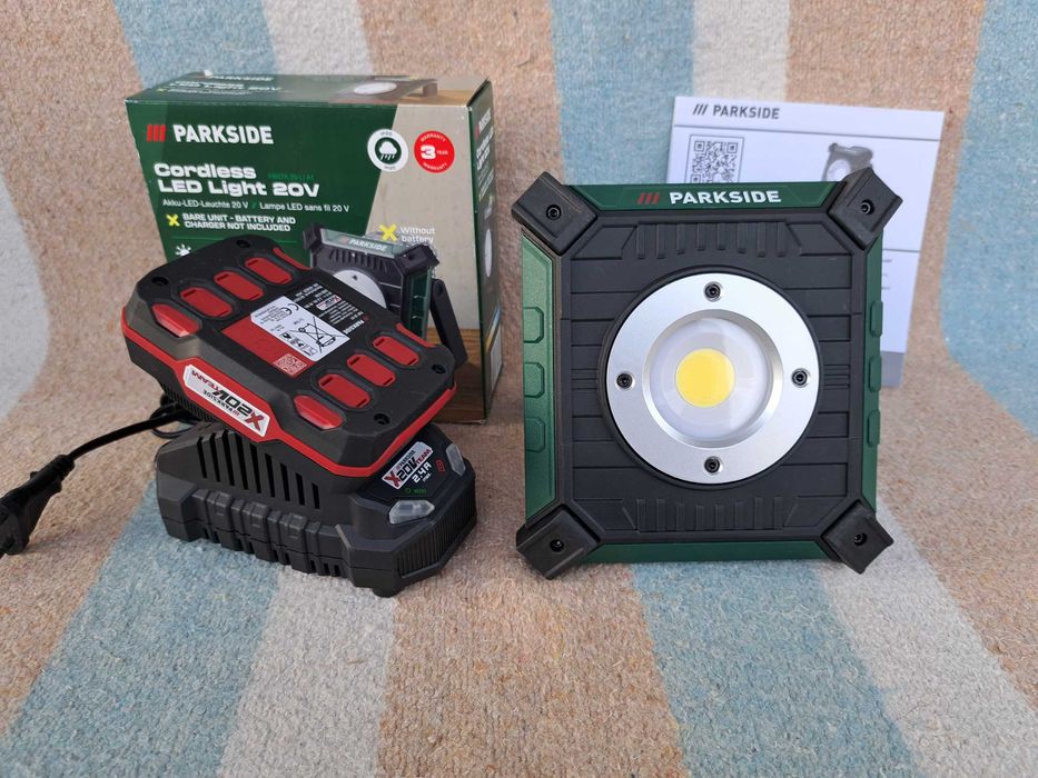 PARKSIDE Акумуляторний прожектор ліхтарик фанарік