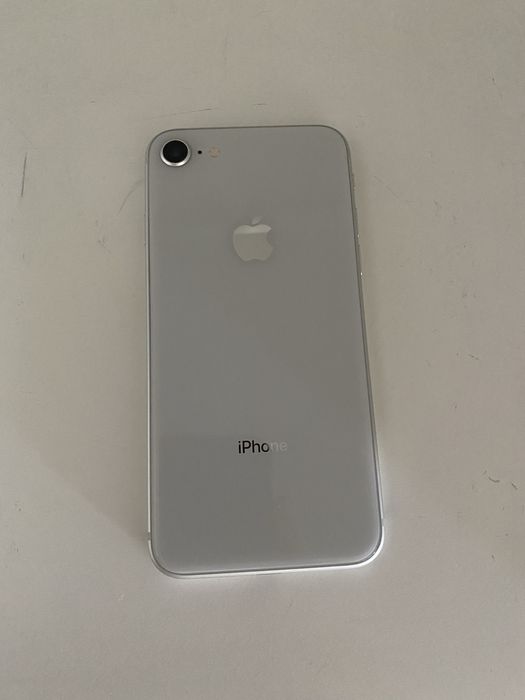 Iphone 8 - 64Gb