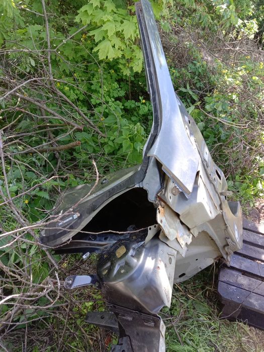 Четверть передня ліва Ford Edge