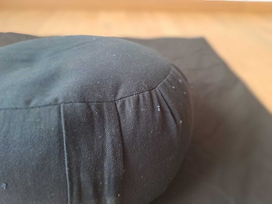 poduszka i mata do medytacji