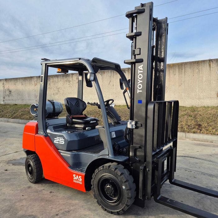 Навантажувач TOYOTA 2,5 тон 2019р