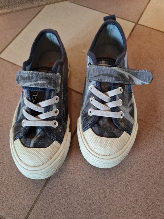 Trampki levis rozmiar 30