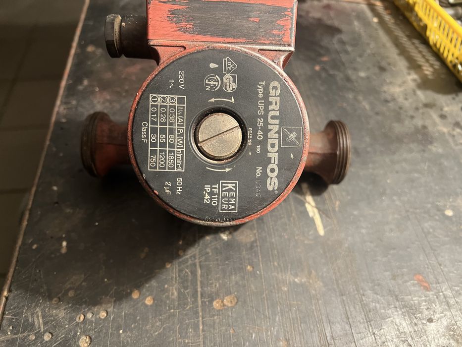 Pompa obiegowa do CO Grundfos