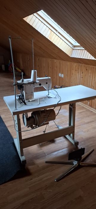 Промислове швейна обладнання