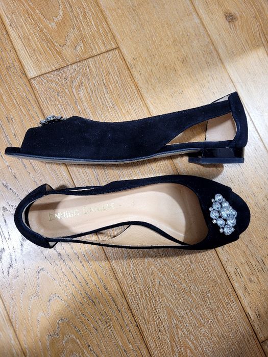 Buty czarne zamszowe 38