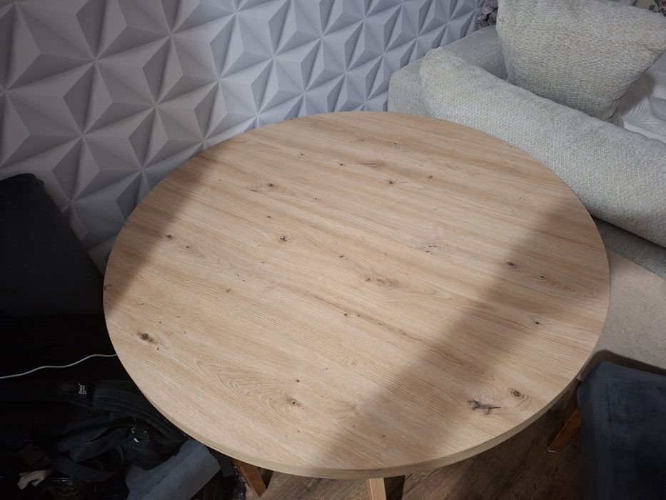 Stół rozkładany okragly