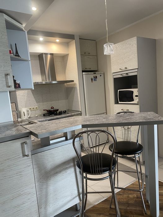 2-комнатная квартира по адресу ул. Спортивная (площадь 92 м²) - Atlanta.ua - фото 2