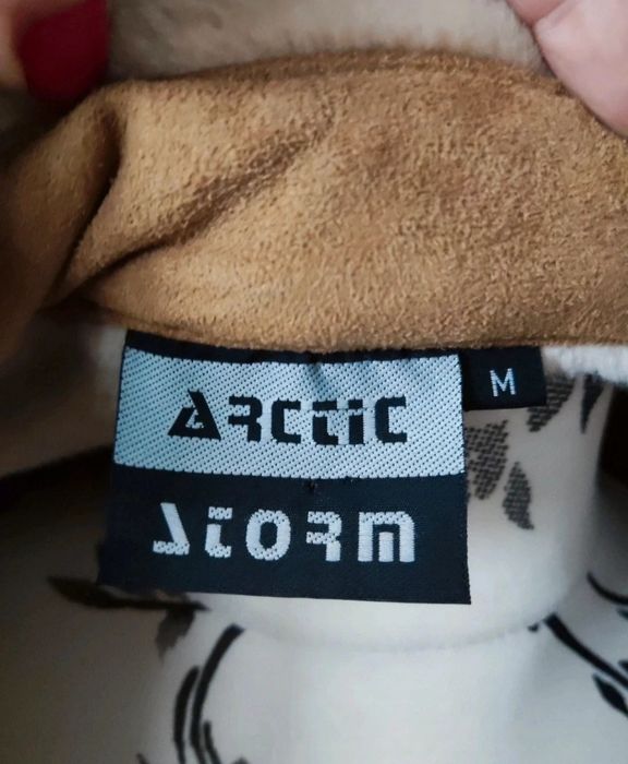 Ciepły kożuch damski 38 M wyjątkowy klasyk Arctic