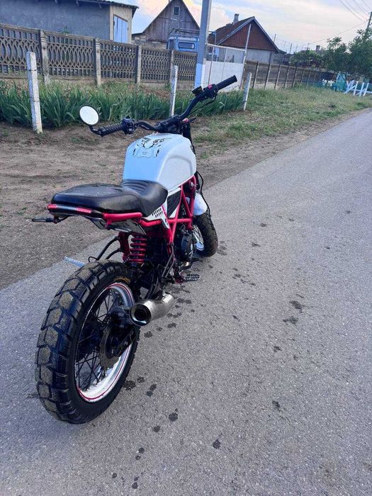 Мотоцыкл Скрамблер 250