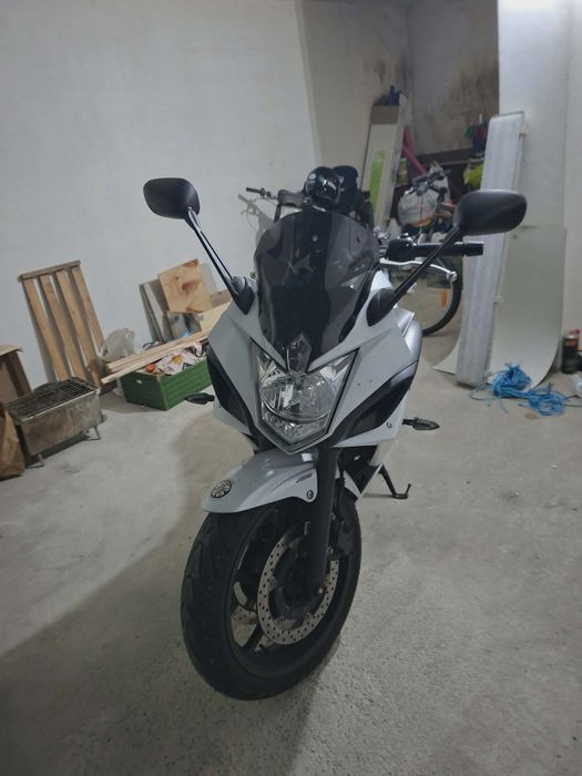 Yamaha XJ6 ano 2011 como nova