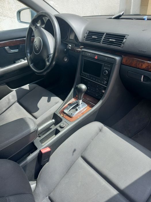 Sprzedam audi a4b6 1.9tdi 2004 .130 koni