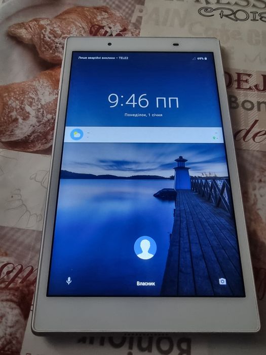 Планшет Lonovo tab звонящий. Сим.