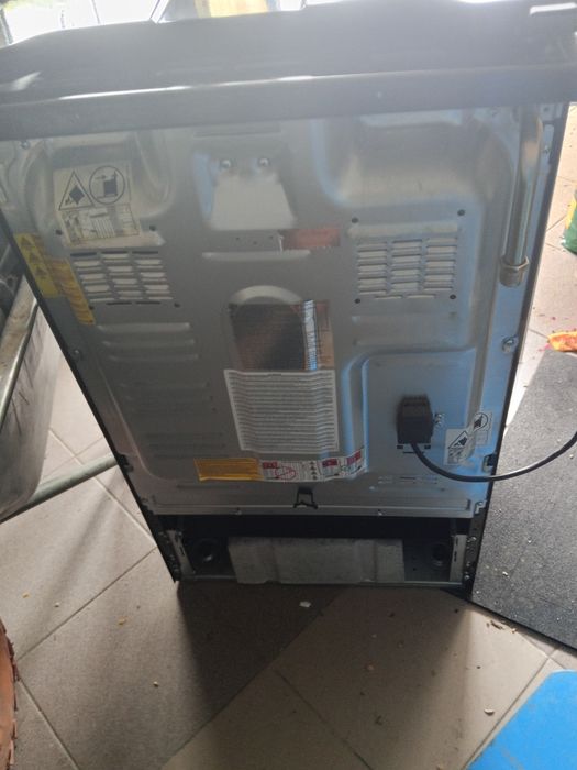 Kuchenka gazowa elektryczna czarna