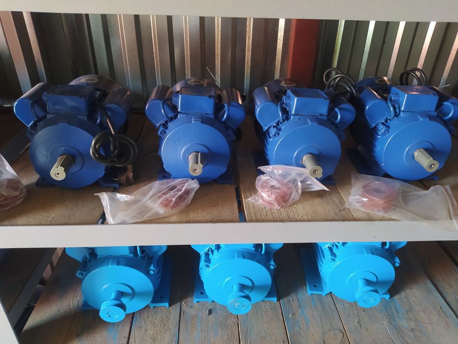 Електродвигун 2,2 3 4 кВт однофазний електромотор электродвигатель