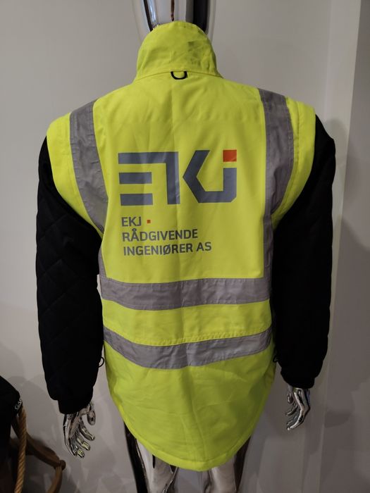 Kurtka robocza marki Helly Hansen