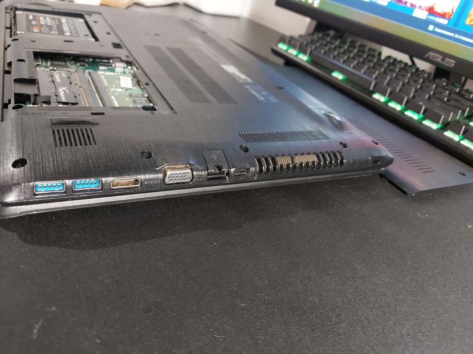 17.3" Acer Aspire E17 | i5 | 12GB RAM | SSD+HDD | Для дома и офиса