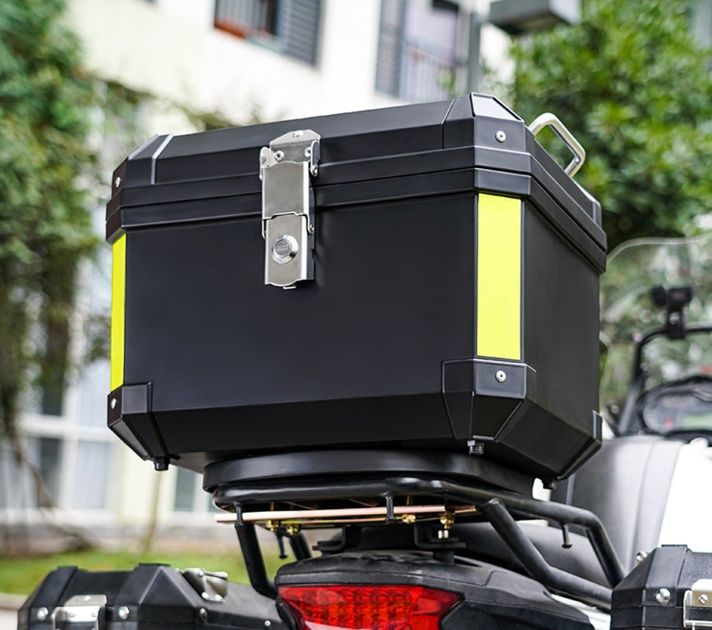 Кофр/мотосумка/кофри бічні/кейс/контейнер/ящик на багажник/мото