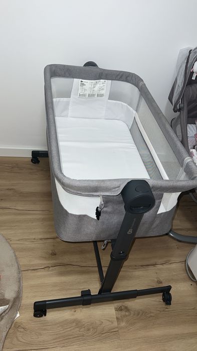 Next to me, Em ótimo estado