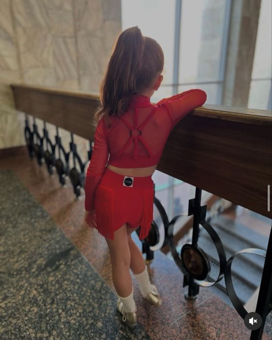 Червоні тренувальні шорти з бахромою shok, для бальних танців