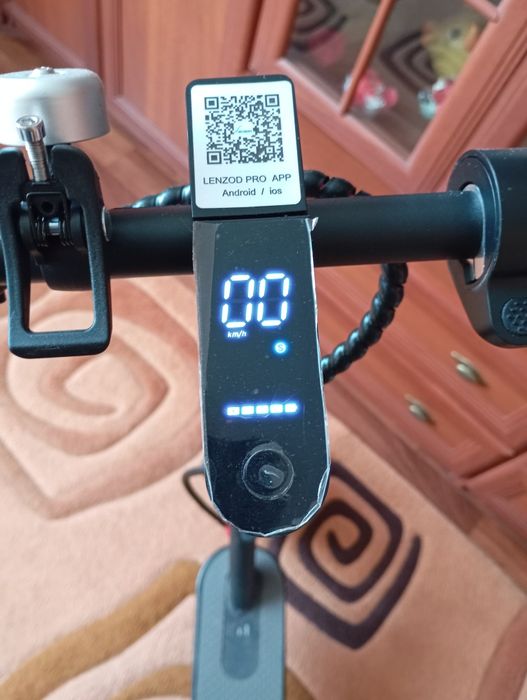 Продам электро самокат