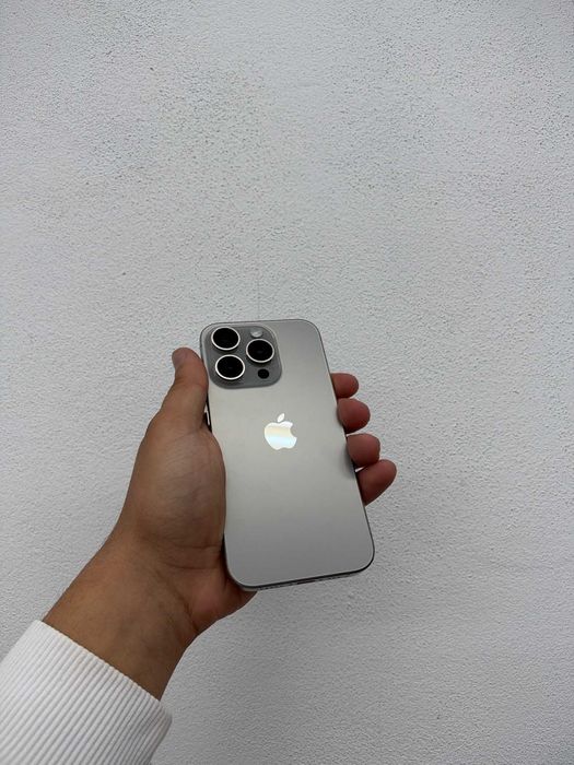 iPhone 15 Pro 128GB Natural Titanium
