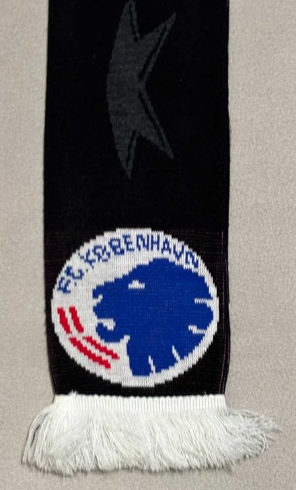 Szalik FC Kopenhaga Champions League