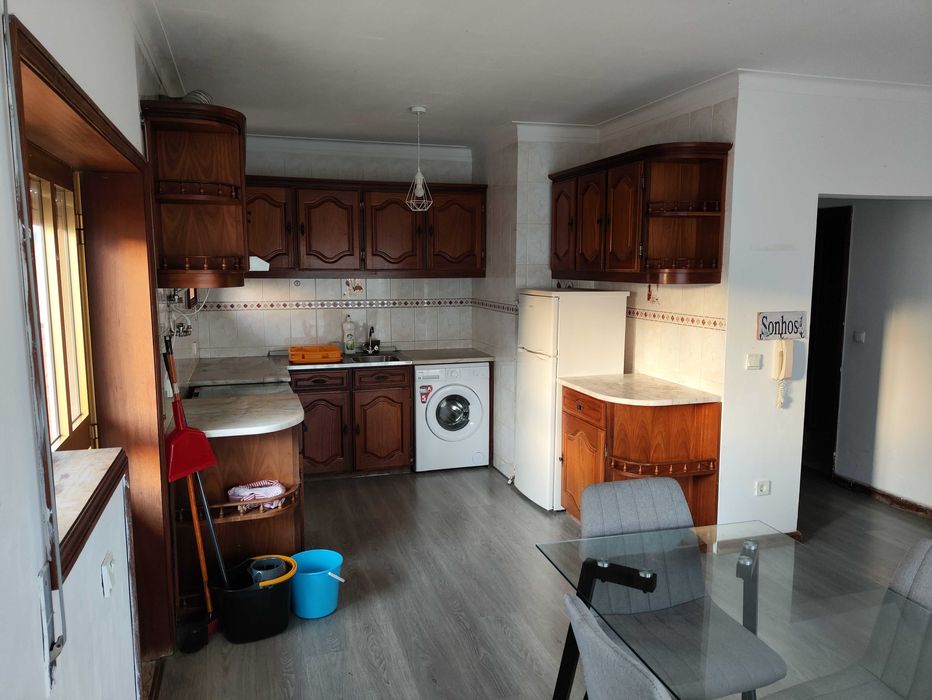 Arrenda-se imóvel T2 na zona da Torreira, Murtosa, Aveiro.