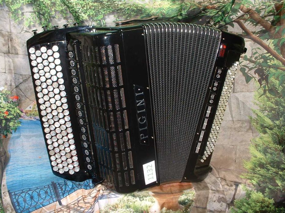Acordeao G , N. 1128
Acordeao com convertor G , N. 1132