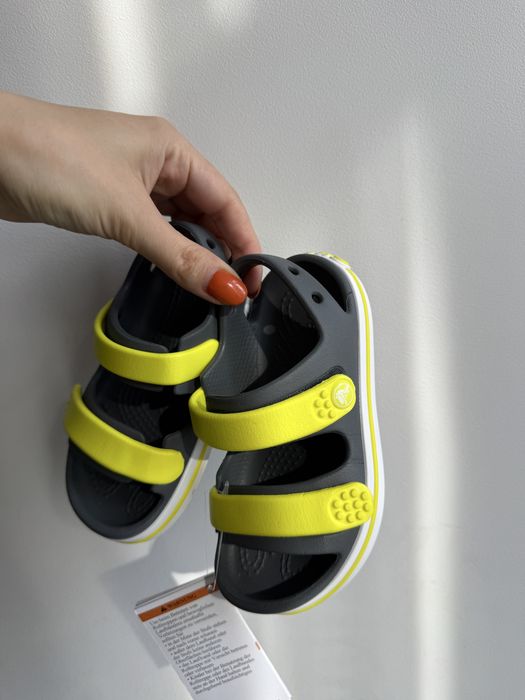 Crocs crocband cruiser сандалі 24/25