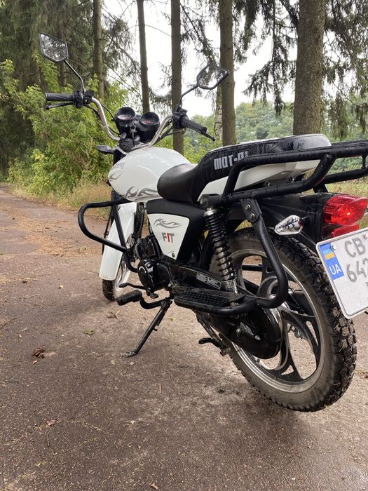 Продам мустанг фіт на повному ходу