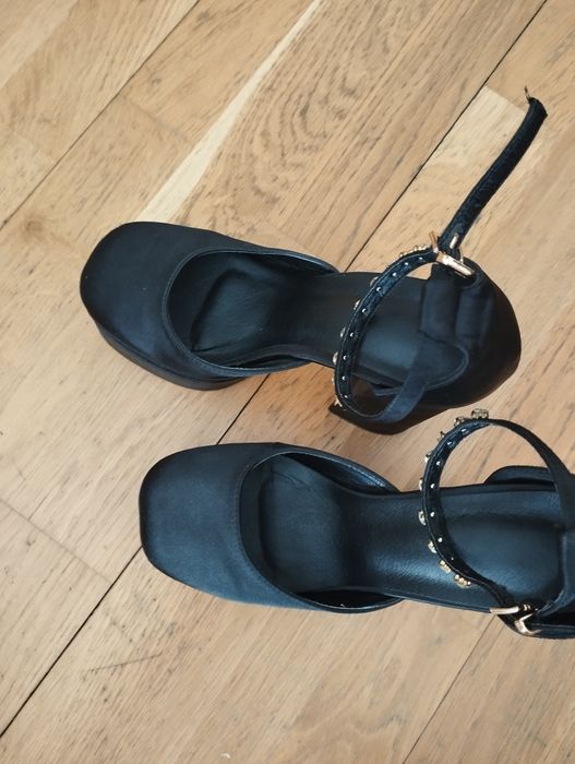 Saltos altos pumps 38-39