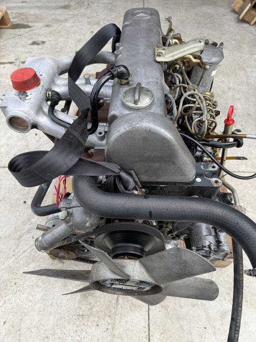 Motor Mercedes 300d W123