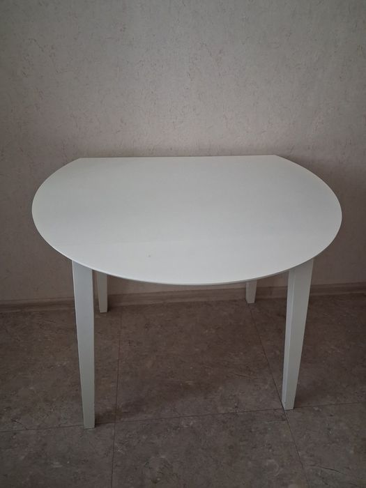 Кухонний стіл зі стільцями 90×75