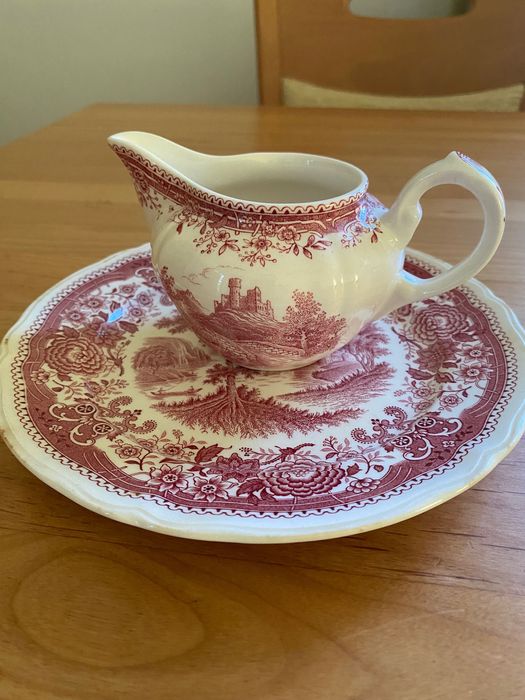 Stary Porcelanowy Kubeczek na mleko z talerzykiem -Villeroy & Boch