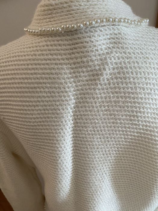 Casaco zara com perolas
