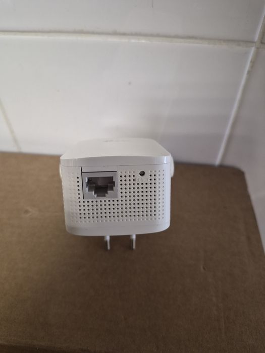 Ретранслятор TP-LINK RE305