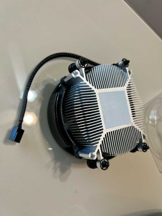 Procesor AMD 2400G APU AM4 + Nowe Chłodzenie Wraith Stealth z 5700G