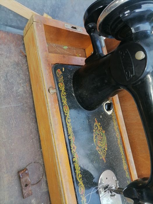 Швейна машина ручна ціна за дві