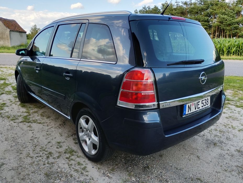 Opel Zafira 1.8 benzyna 2008 rok