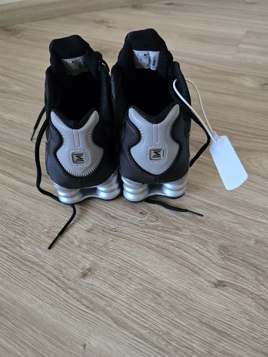 Кросівки Nike SHOX